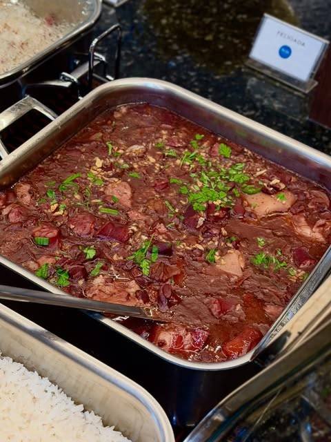 Carne de panela ao molho