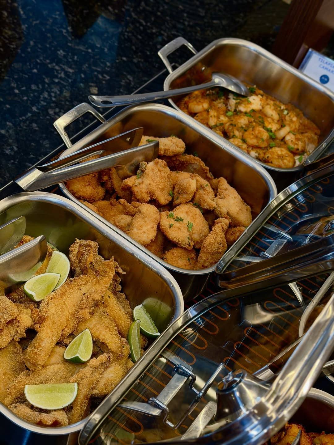 Peixe empanado com limão